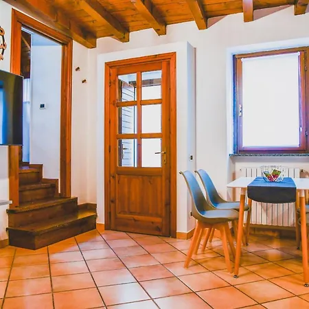 Holiday home Vittoria House