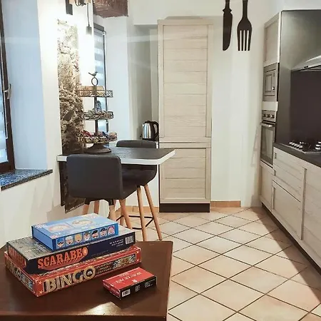 펜션 Vittoria House 스트레사