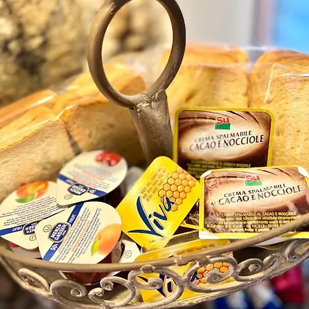펜션 Vittoria House 스트레사