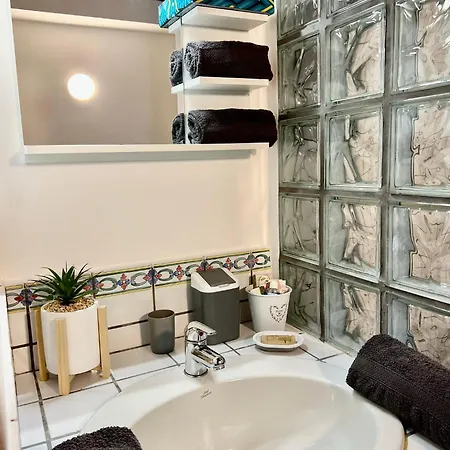 Vittoria House * Stresa