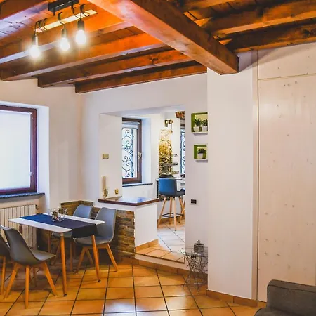 Vittoria House Nyaraló *